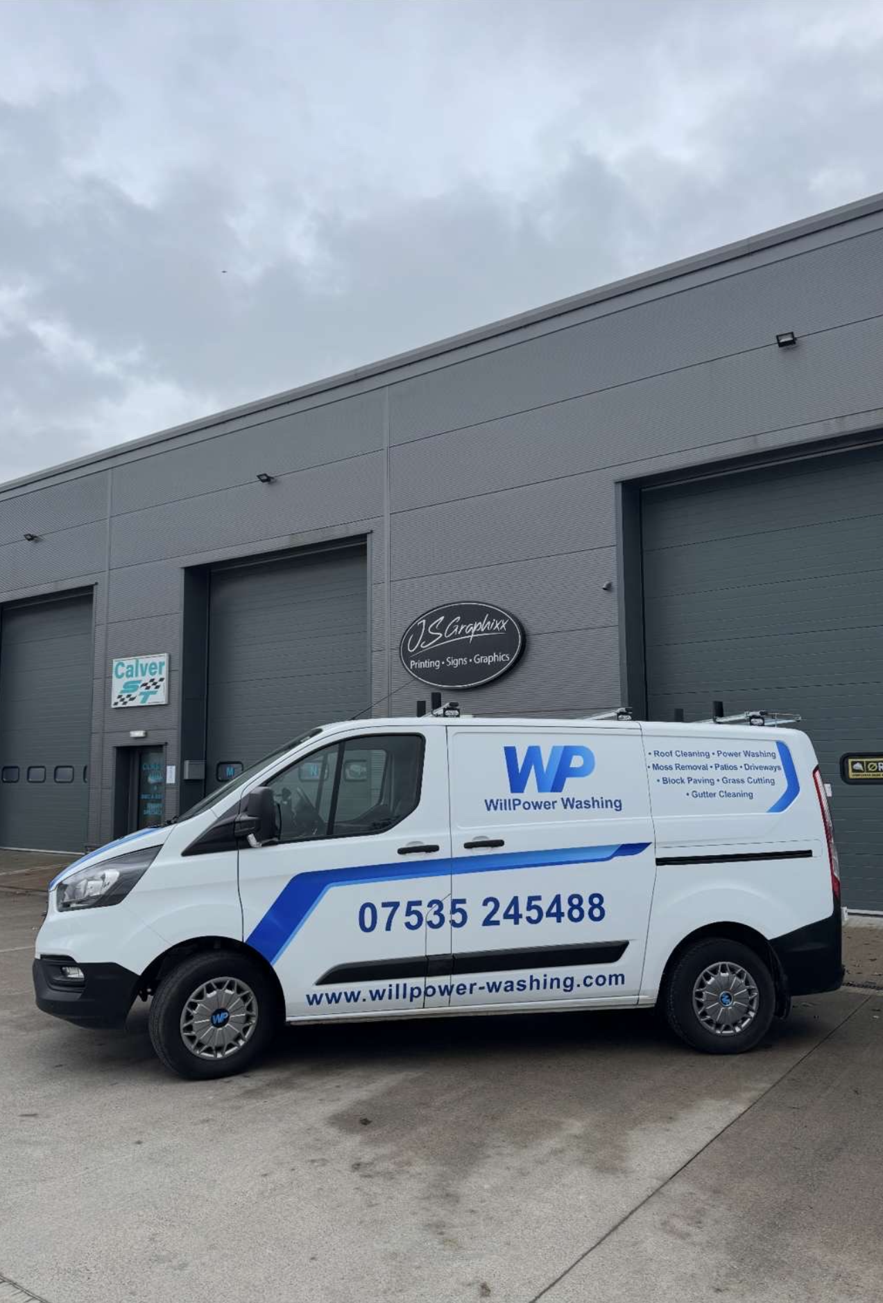 Pressure washing showcase